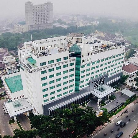 Emerald Garden International Hotel Medan Eksteriør billede
