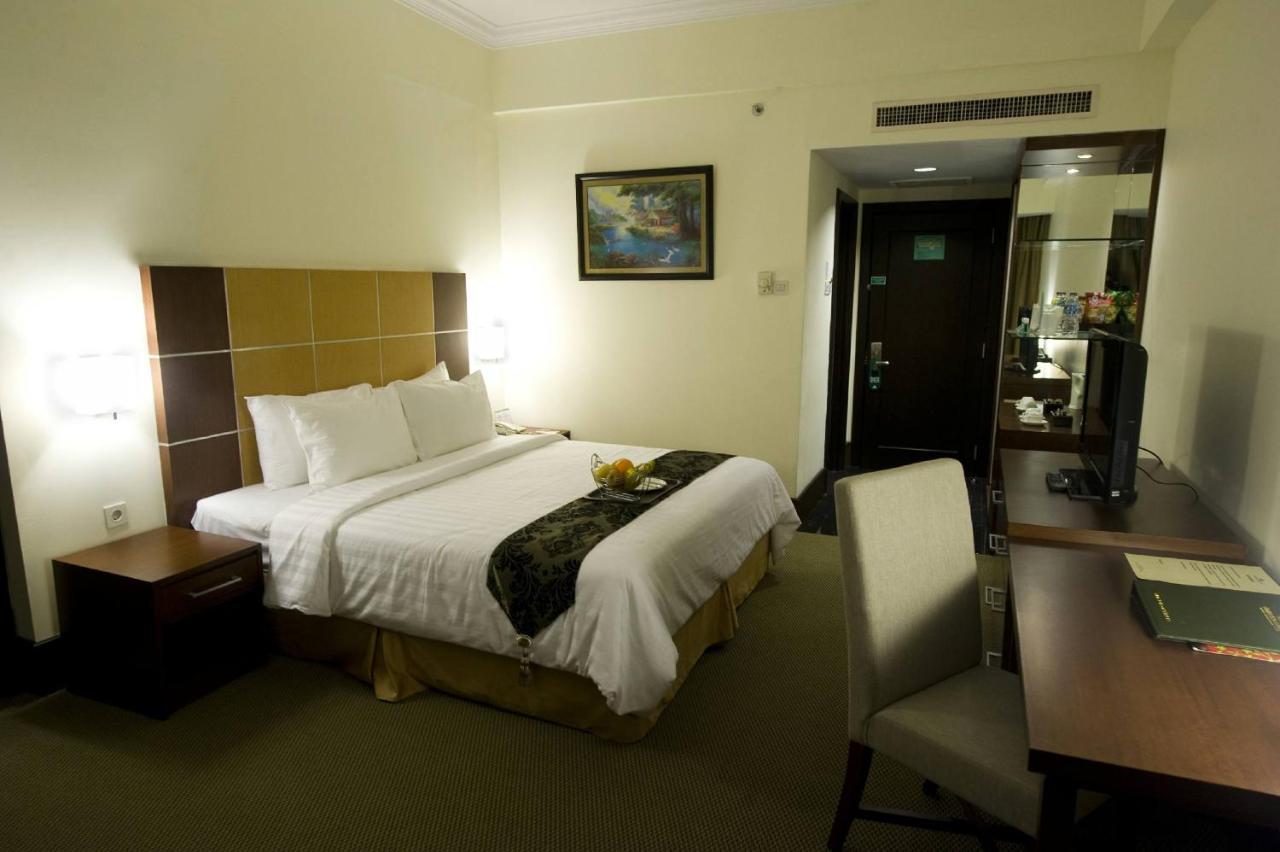 Emerald Garden International Hotel Medan Eksteriør billede