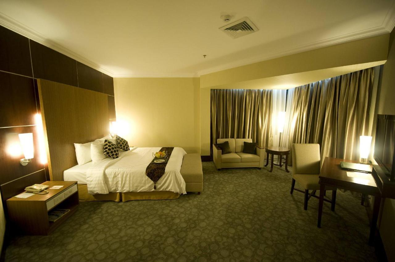 Emerald Garden International Hotel Medan Eksteriør billede