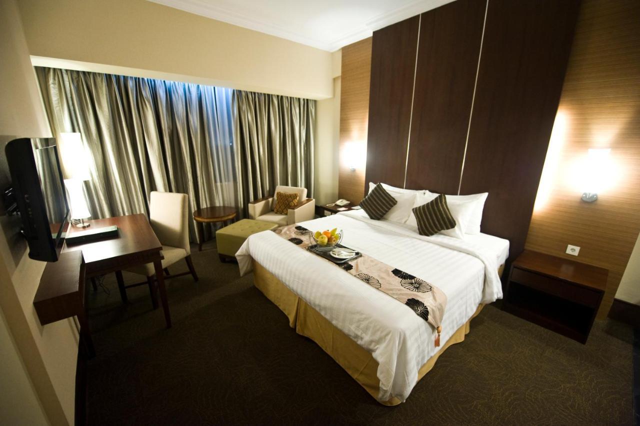 Emerald Garden International Hotel Medan Eksteriør billede