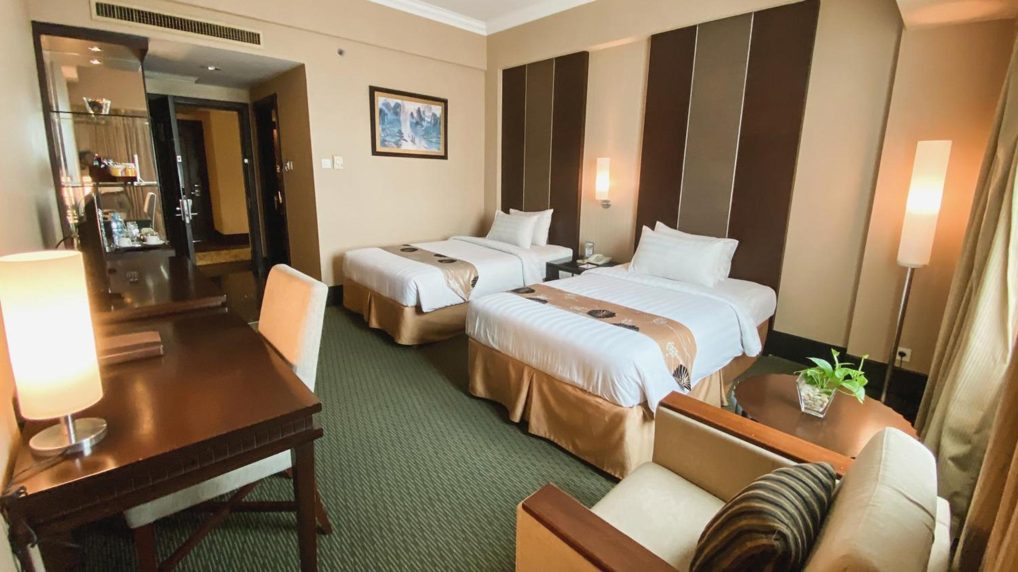 Emerald Garden International Hotel Medan Eksteriør billede